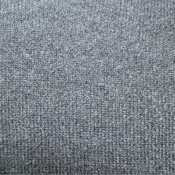 AQUA Cashmere Black Crewneck Sweater – 100% Cashmere – Size M - Picture 6 of 6